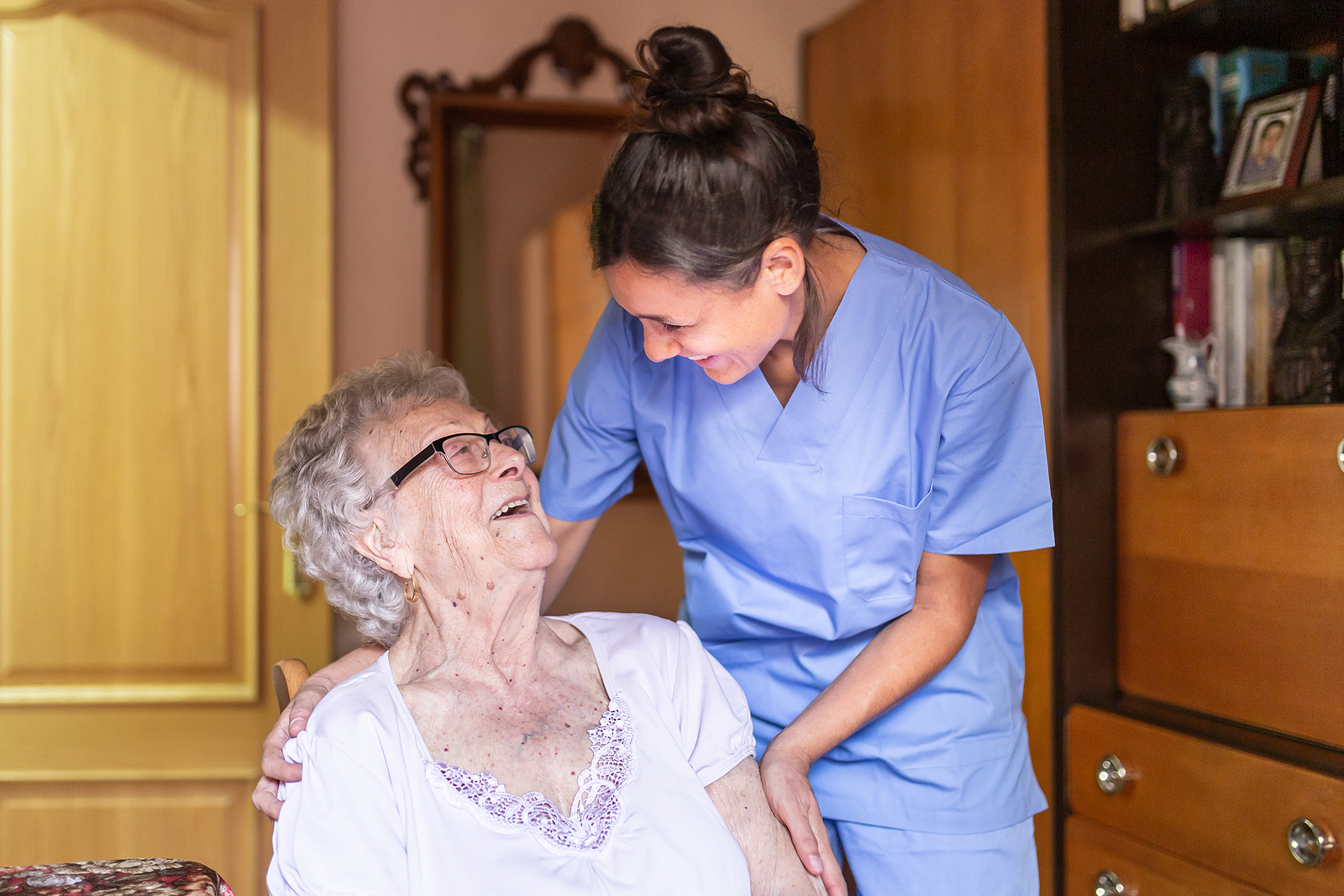 Four Ways Senior Home Care Improves Quality of Life