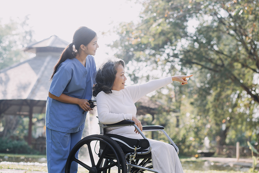 A Florida-Friendly Guide to Holiday Visitors: Helping Orlando Seniors Feel Comfortable